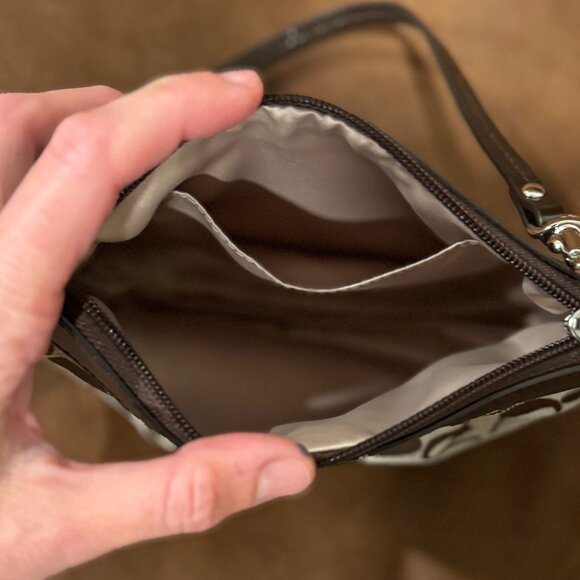 Coach patterned wristlet - Picture 2 of 4